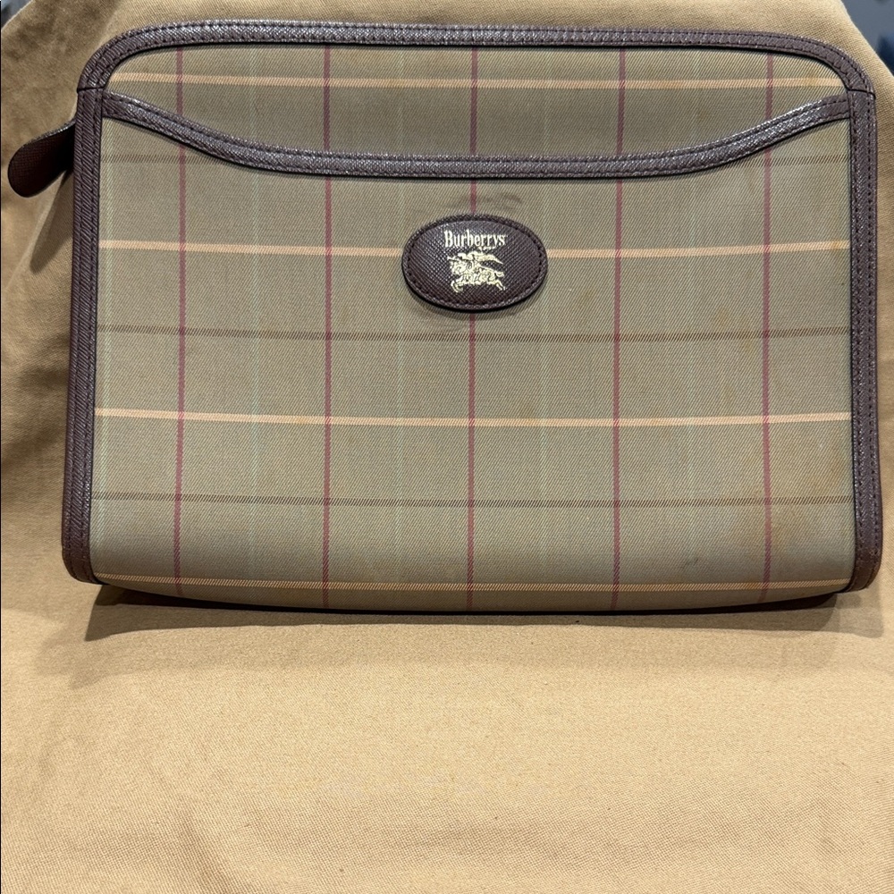 Burberry Plaid Toiletry Bag in Brown and Tan